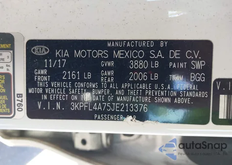 2018 Kia Forte Lx z USA, uszkodzony, nr VIN 3KPFL4A75JE213376